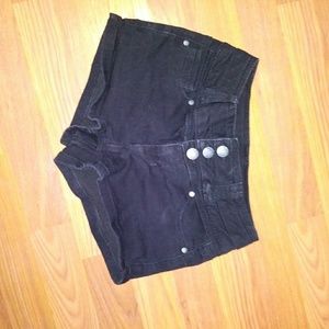 Back denim jean shorts